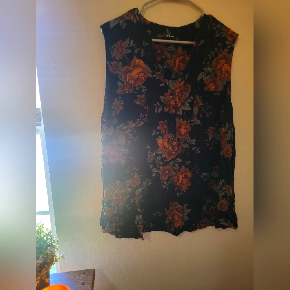 Torrid top